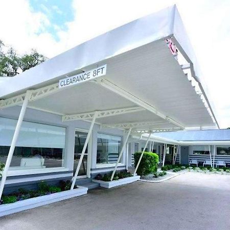 Sun Plaza Motel Silver Springs Dış mekan fotoğraf