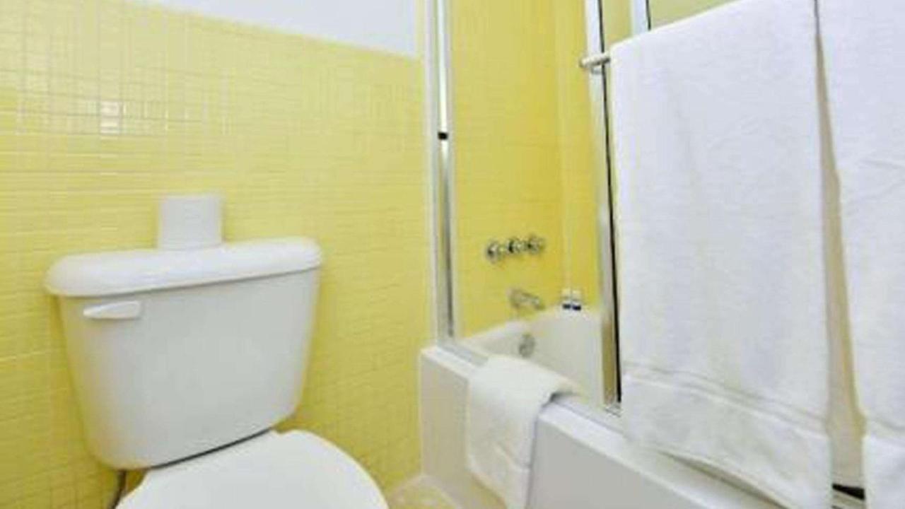 Sun Plaza Motel Silver Springs Dış mekan fotoğraf